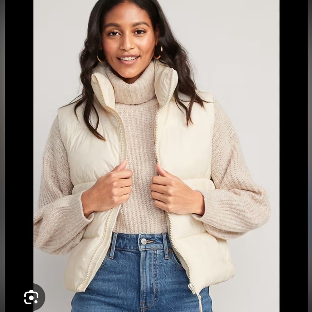 Old Navy Ivory Quilted Puffer Vest